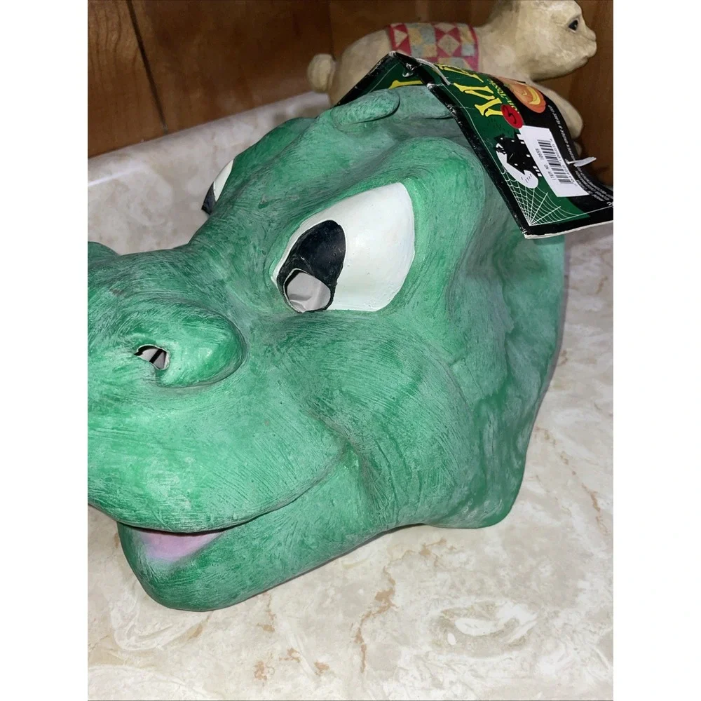 Celebrations Creations Green Lizard Rubber Halloween Mask 1995‎ with tags